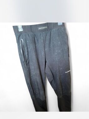 NFINITY Men’s Black Alpha Line Joggers with Zipper Pocket